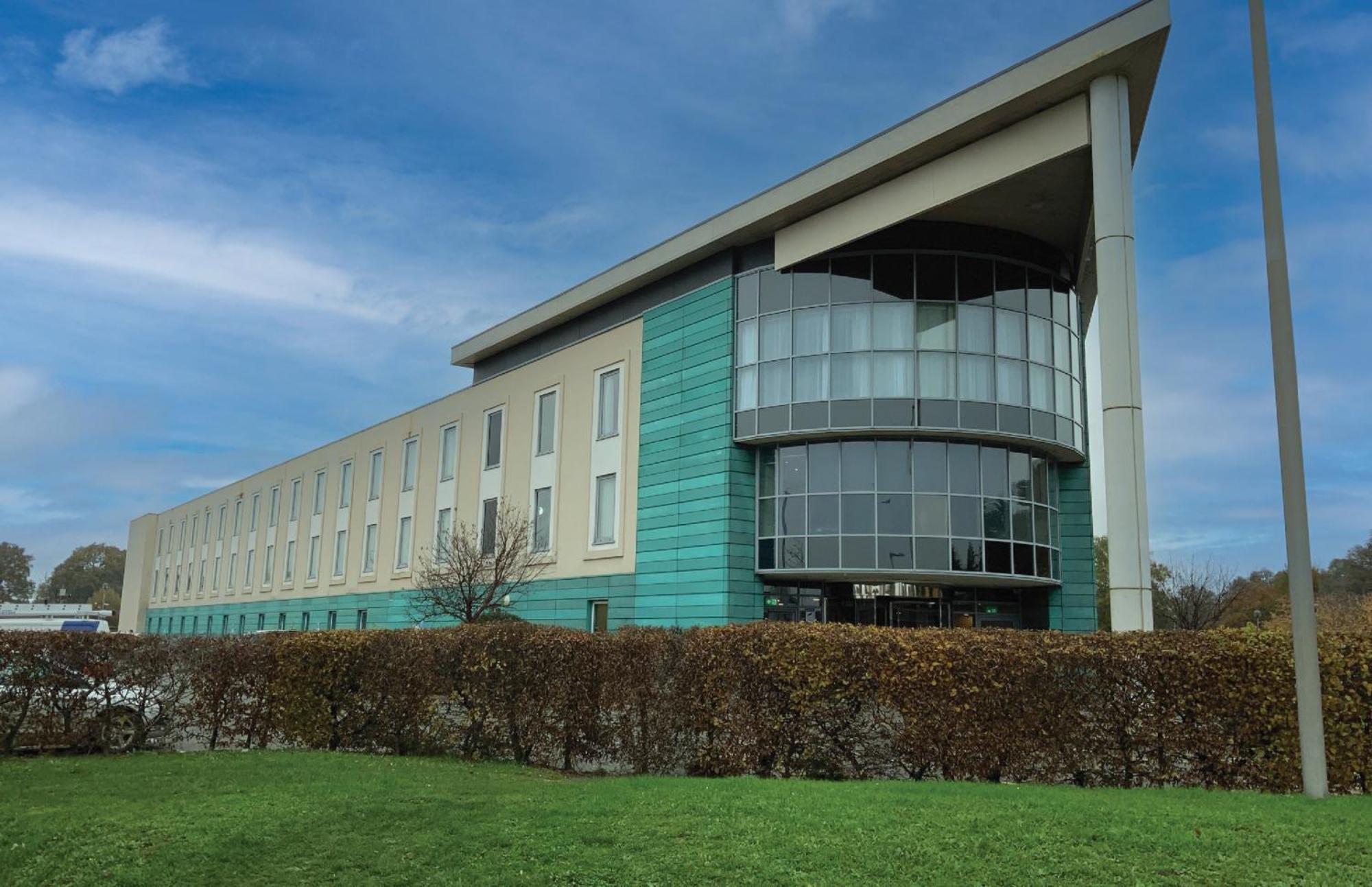 London Luton Vale Hotel 3*