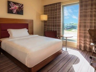 Отель London Luton Vale 3*